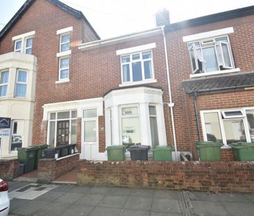4 bedroom terraced house to rent - Photo 5