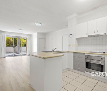 10/40 NATHAN AV - Photo 2