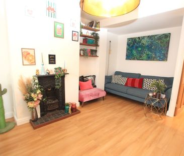 2 Bedroom End Terraced House, Chester - Photo 4