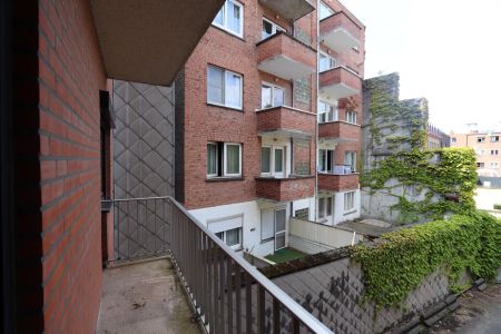 APPARTEMENT MET 2 SLAAPKAMERS IN HARTJE KORTRIJK - Foto 2