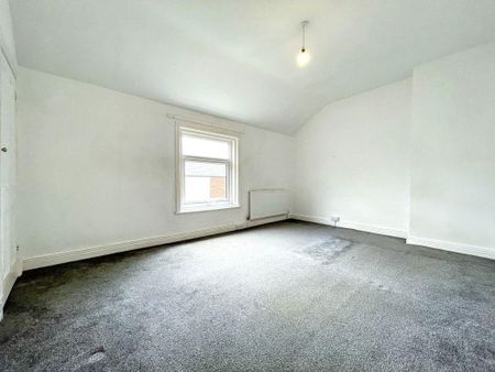 3 bed terraced house to rent in SR8 - Photo 5