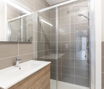 Location Appartement 5 pièces 116m² MEYLAN 38240 - Photo 6