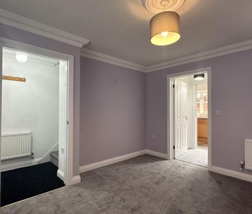 3 bedroom terraced house to rent - Photo 6