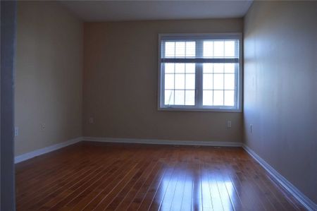 For Lease - 918 Burgess Gardens, Milton, Ontario - Photo 2