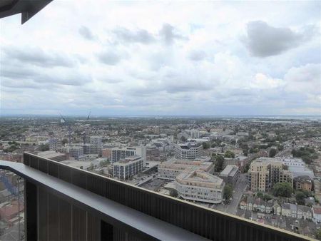 Barratt House, High Street Quarter, Hounslow, TW3 - Photo 2