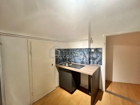 HIER KÖNNEN SIE SOFORT EINZIEHEN – Dachgeschosswohnung mit 3 Zimmer - Photo 5