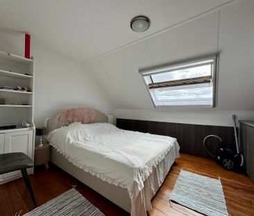 Gezellig duplex appartement met 1 slaapkamer en garagebox - Photo 1