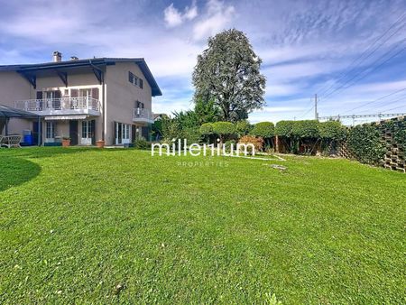 Maison jumelle lumineuse avec beau jardin clôturé - Foto 2