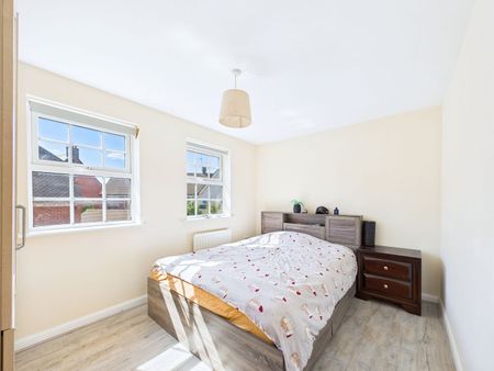 3 Bedroom - Photo 5