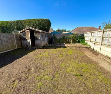 3 bedroom semi-detached house to rent - Photo 6