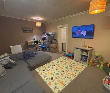 Brecklands Green - Photo 1