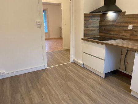 Location Appartement 3 pièces 65m² AUBENAS 07200 - Photo 5