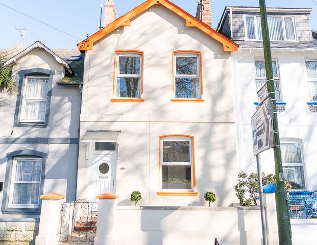 Victorian HMO in a central location - Photo 1