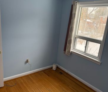 For Lease - 5 Lawrence Crescent Unit# Upper, Brampton, Ontario - Photo 2