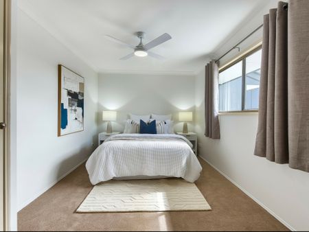 LOVELY, 2 BEDROOM TOWNHOUSE IN EVERTON PARK ! - Photo 3