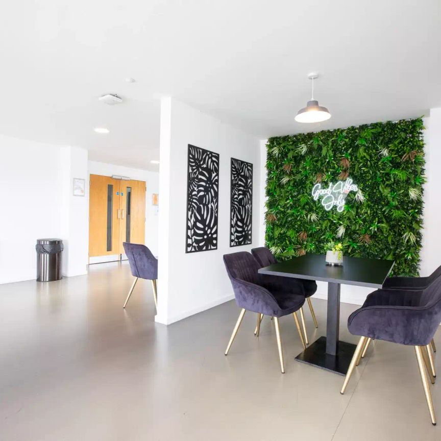 Platinum Ensuite - Photo 1