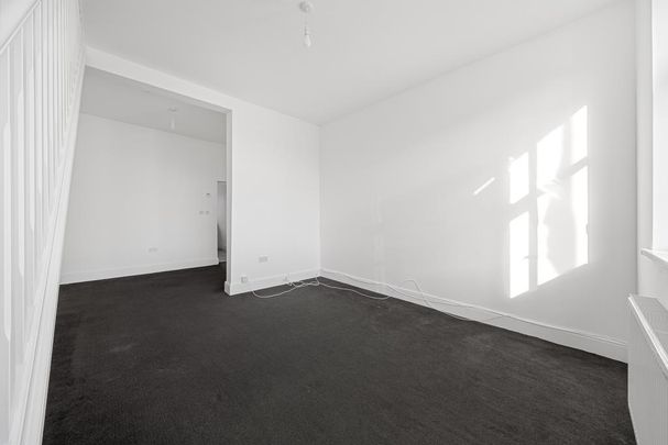 2 bedroom house to rent - Photo 1