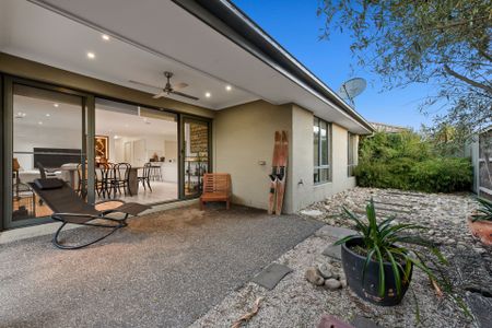 Villa Living "Affinity Estate, Berwick" - Photo 3