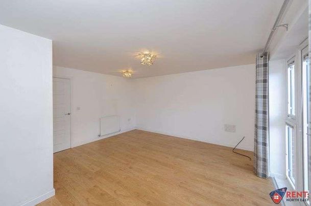 Northumbrian Way, Newcastle Upon Tyne, NE12 - Photo 1