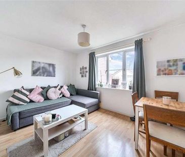 Sullivans Reach, Manor Road, Walton-on-thames, Surrey, KT12 - Photo 1