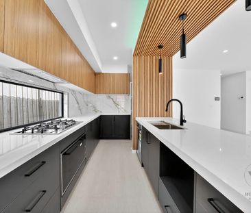 Brand New Dual-Dwelling Home in Truganina - Photo 5