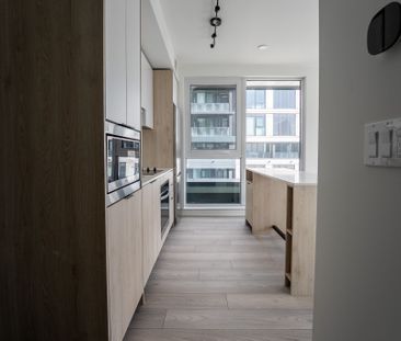 For Lease - 1007 THE QUEENSWAY Avenue Unit# 619, Toronto, Ontario - Photo 2