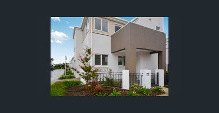 Positioned within the Thornton Estate!! - Photo 3