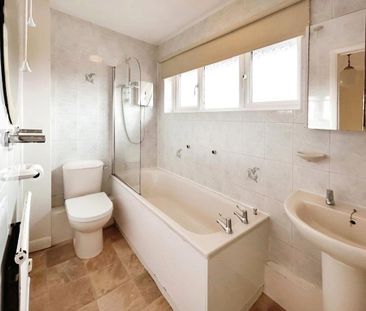 3 bedroom link detached house to rent - Photo 4