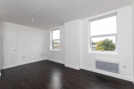 1 Bed Flat, Denman Street, NG7 - Photo 2