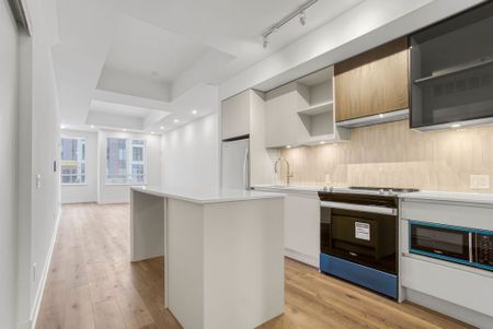 For Lease - 3025 Trailside Drive Unit# 141, Oakville, Ontario - Photo 5