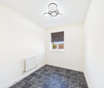 Topliff Road, Chilwell, Nottingham, NG9 - Photo 2