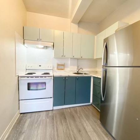 1158 WESTON ROAD #1 - EGLINTON & WESTON RD., 2BED/1BATH **FREE UTLS** - Photo 3