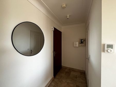 Location Appartement 1 pièce Meublé 27m² NANTES 44000 - Photo 5