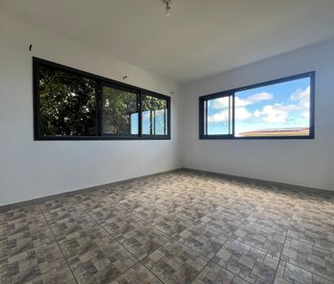 Location Appartement 3 pièces 90m² ST JOSEPH 97480 - Photo 5