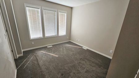 Three Level Townhome With Double Garage In Auburn Bay | Lake Access. - Photo 3