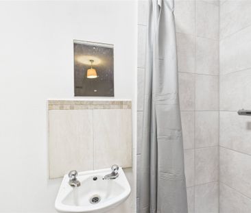 Albert Street, Slough Albert Street, Slough - Photo 2