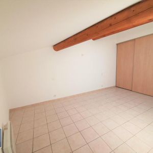 Location Appartement 2 pièces 50m² PERTUIS 84120 - Photo 2
