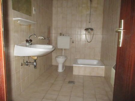 NEU - Unmöblierte 2-Zimmer-Wohnung in Thörl nahe Kapfenberg ! - Foto 3