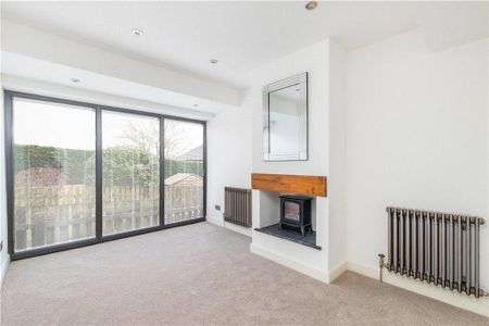 3 bedroom detached house to rent - Photo 3