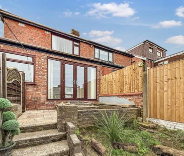 3 bedroom semi-detached house to rent - Photo 6