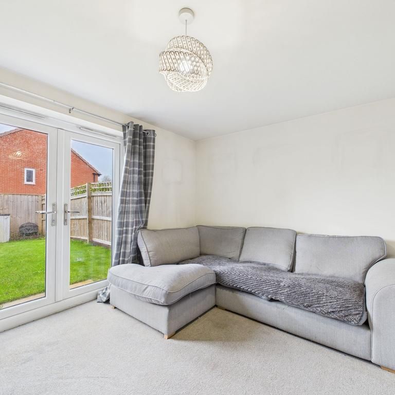 2 bedroom semi-detached house to rent - Photo 1