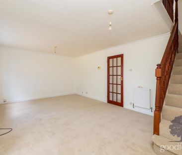 3 bedroom terraced house to rent - Photo 2