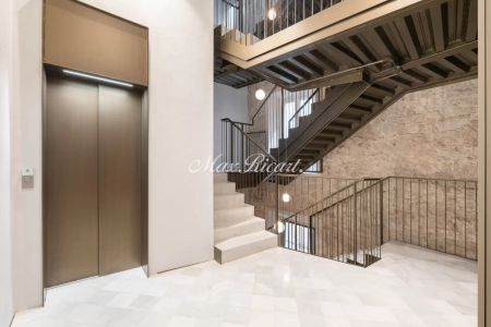 Exclusiva vivienda de diseño en Plaza de Sant Just - Photo 5