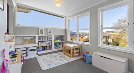 A Lovely Family Home - Photo 3