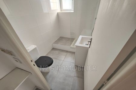 Location Appartement 1 pièce 16m² GRASSE 06130 - Photo 3