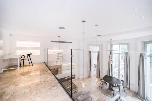 4 bedroom flat to rent - Photo 1