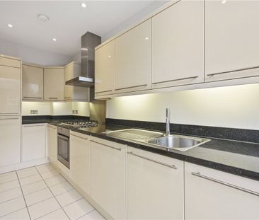 Stunning one bedroom apartment situated within a Grade II listed bu... - Photo 6