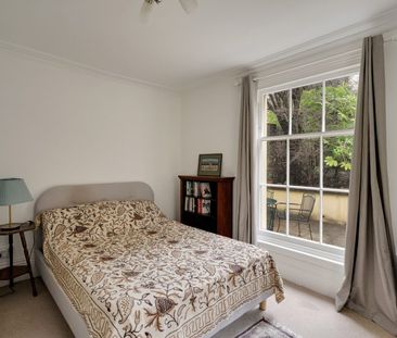 2 Bed Flat - Photo 3