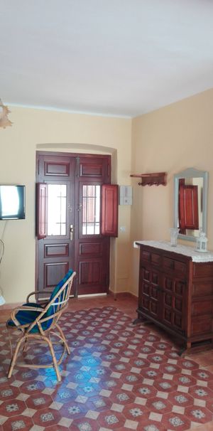 House For Long Term Rental Situated In Maro - Photo 1