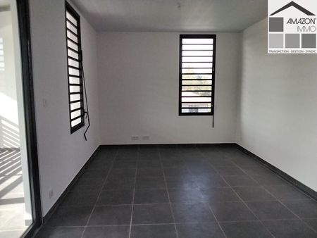 Location Appartement 3 pièces 79m² CAYENNE 97300 - Photo 5